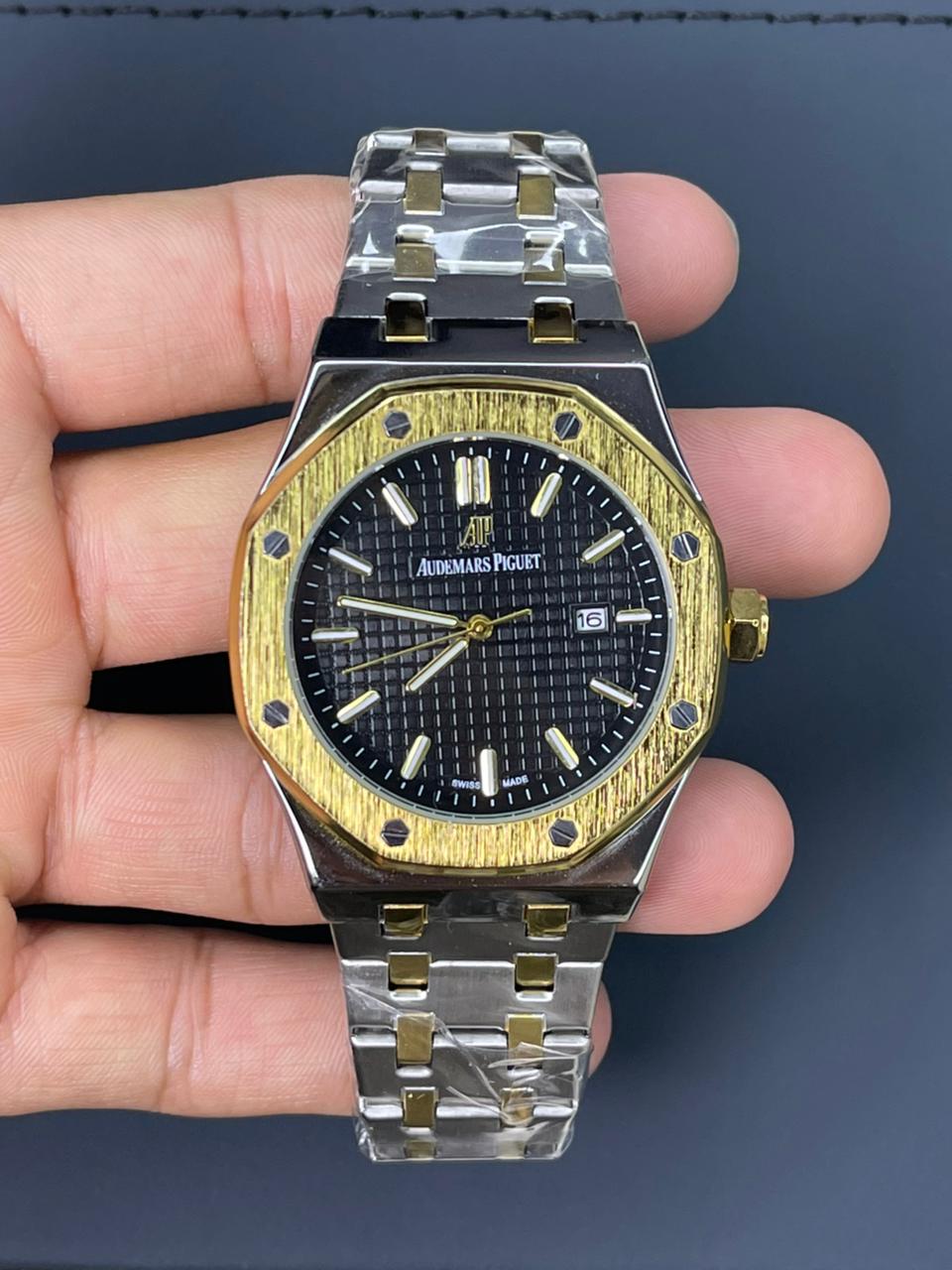 AP Royal oak Two-Tone Black Dial