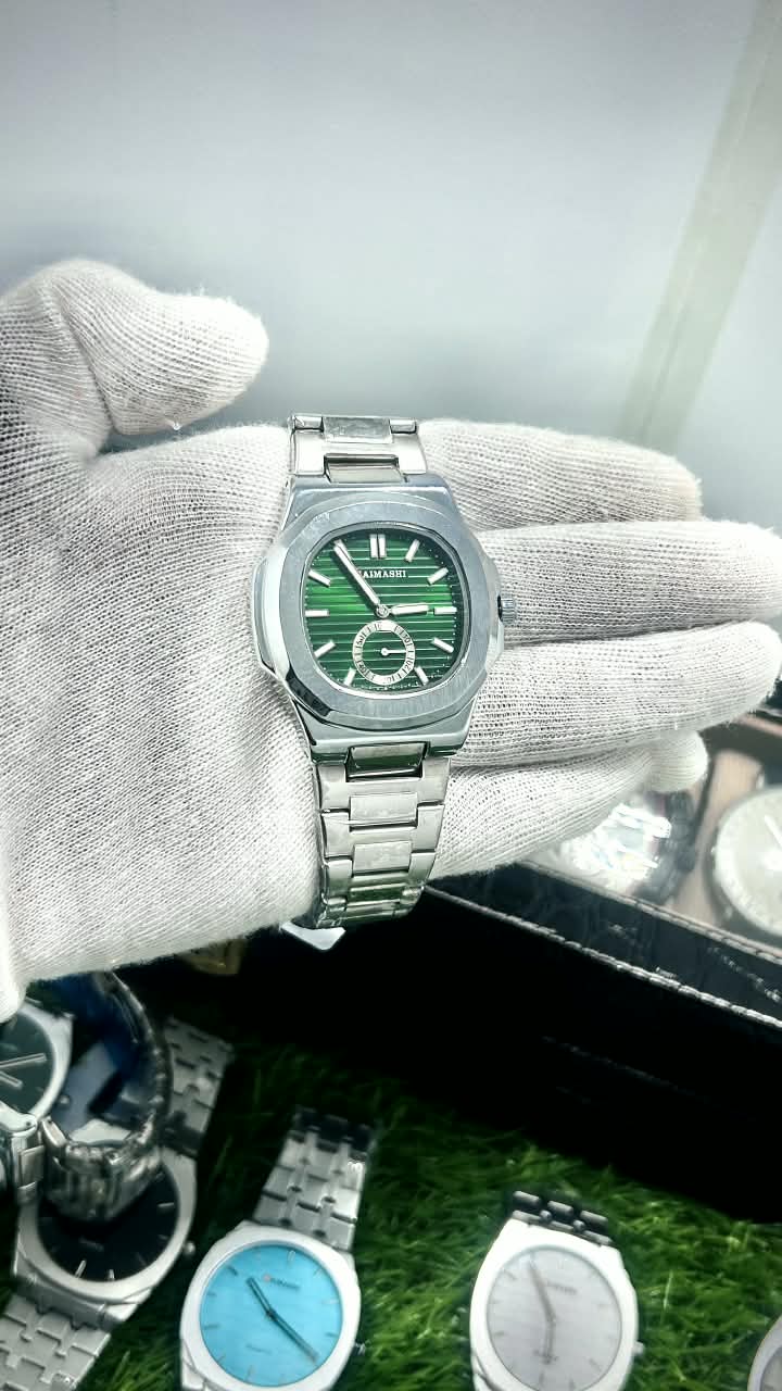 Maimashi Emerald Green – Stainless Steel Quartz Watch with Sub-Dial